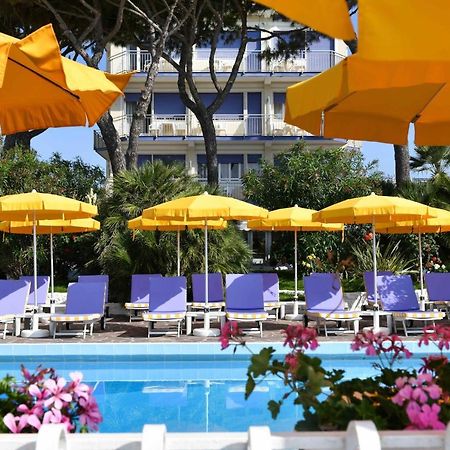 Hotel Majestic Lido di Jesolo Ngoại thất bức ảnh