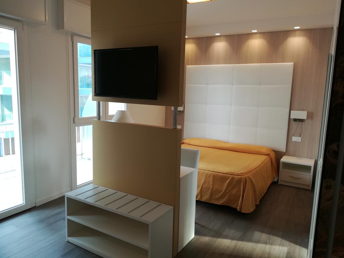 Hotel Majestic Lido di Jesolo Ngoại thất bức ảnh
