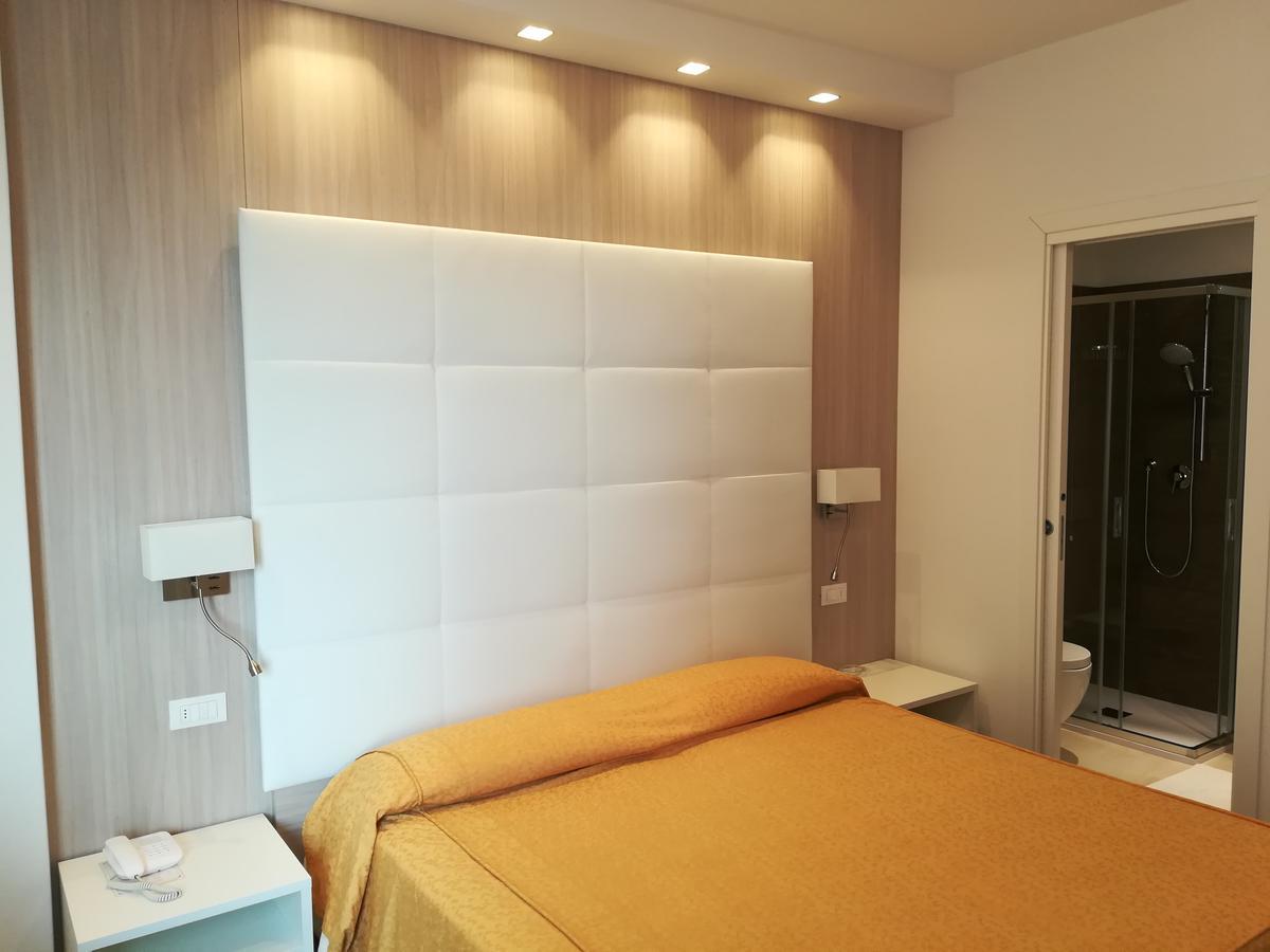 Hotel Majestic Lido di Jesolo Ngoại thất bức ảnh